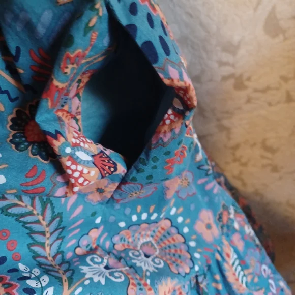 Boden 100% cotton halter maxi dress. - Picture 5 of 11